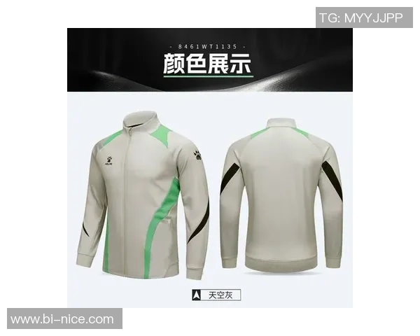 足球明星出场服视频揭秘时尚潮流与运动精神的完美结合