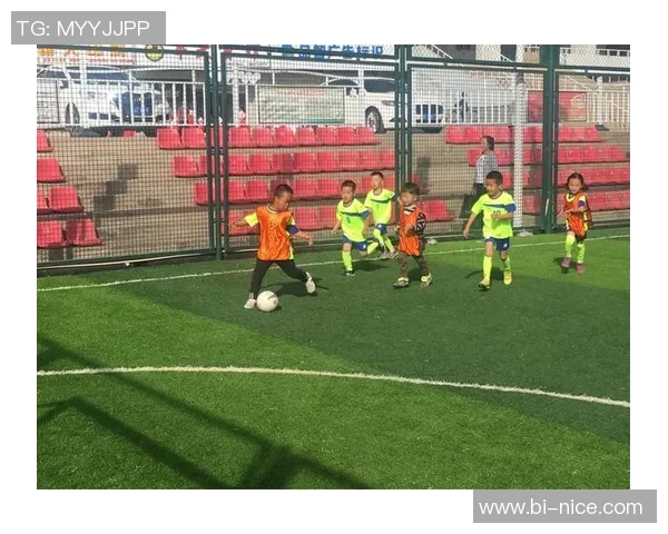 足球明星如何在繁忙日程中陪伴孩子成长与玩乐的秘诀分享